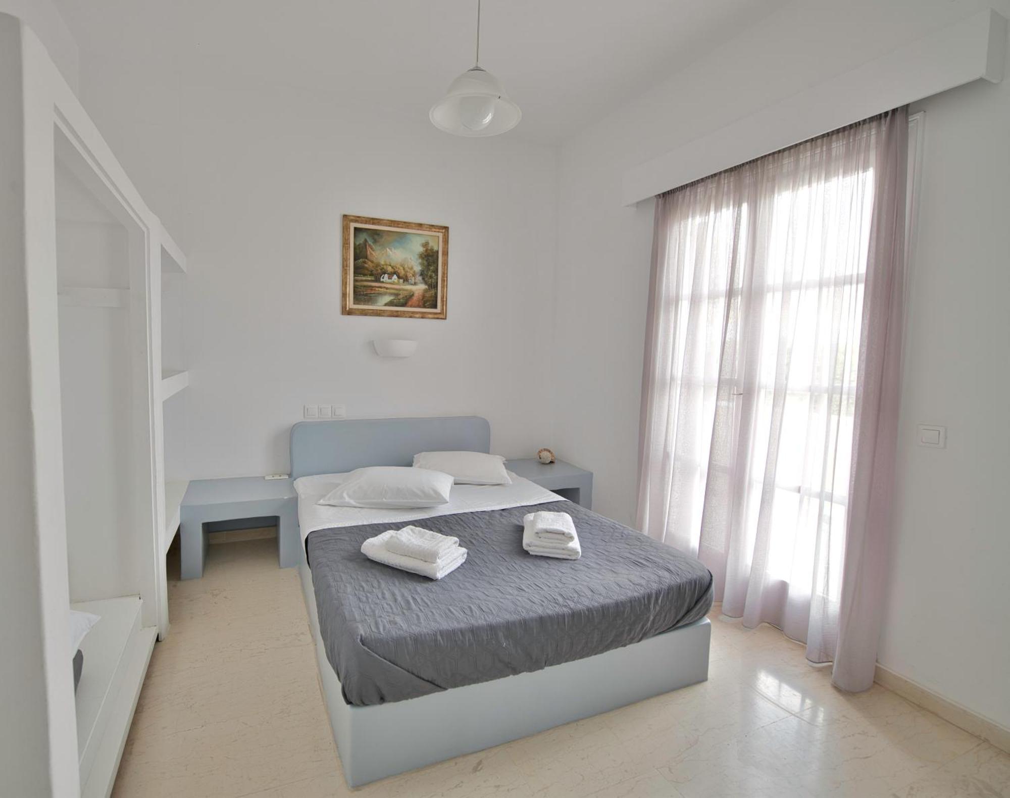 Ira Apartments Kamári 외부 사진